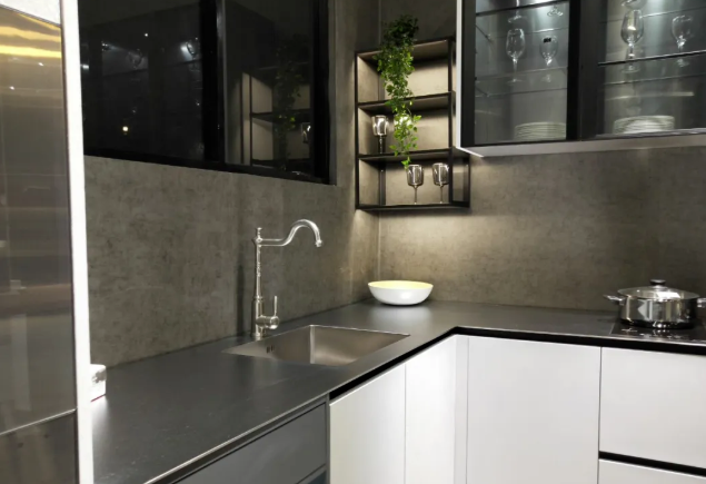 Smart cabinet lights add luster to the home kitchen