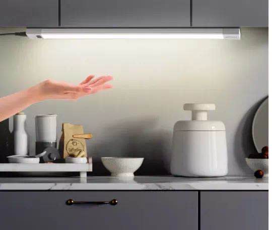 How to choose the right household LED energy-saving cabinet light