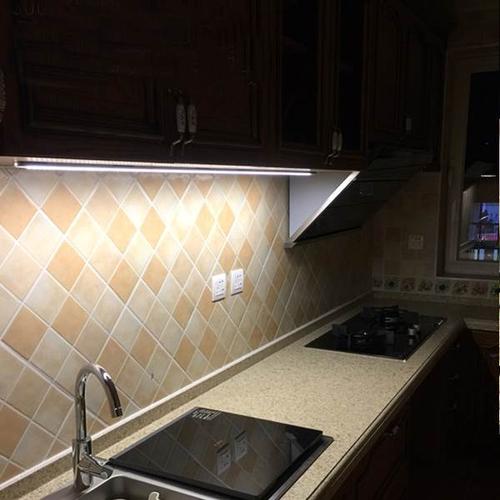 Cabinet lights with good decoration effect